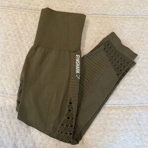 Cropped Gymshark High-Waisted Leggings